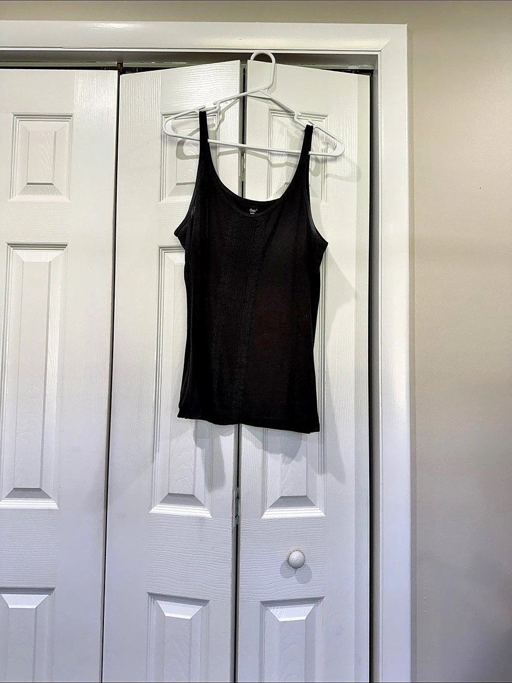 Gap The Modern Tank Black Tank Top